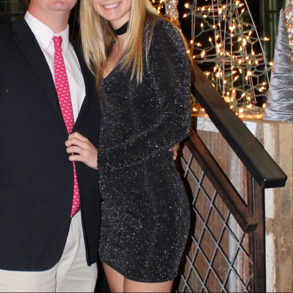 Long sleeve, body con dress